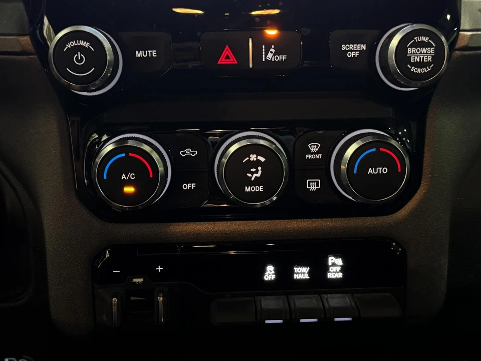 2023 Ram 2500 - Image 8 of 31