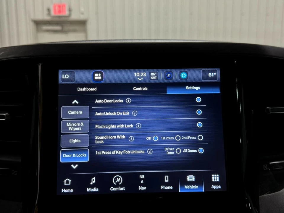 2023 Ram 2500 - Image 25 of 31