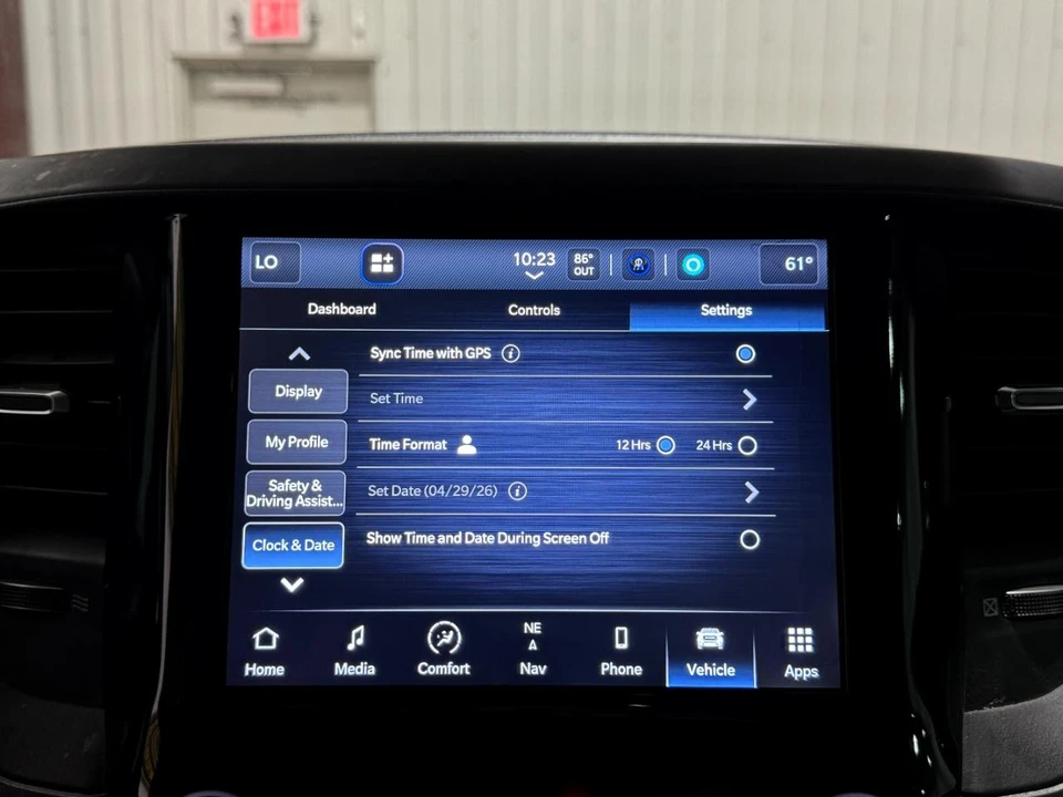 2023 Ram 2500 - Image 18 of 31