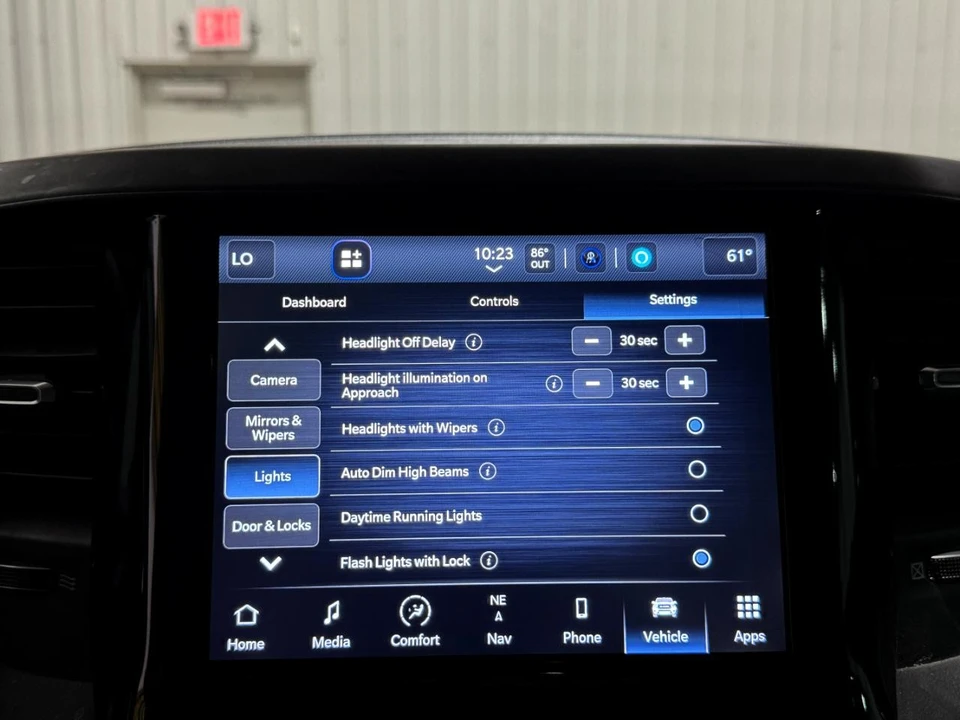 2023 Ram 2500 - Image 24 of 31