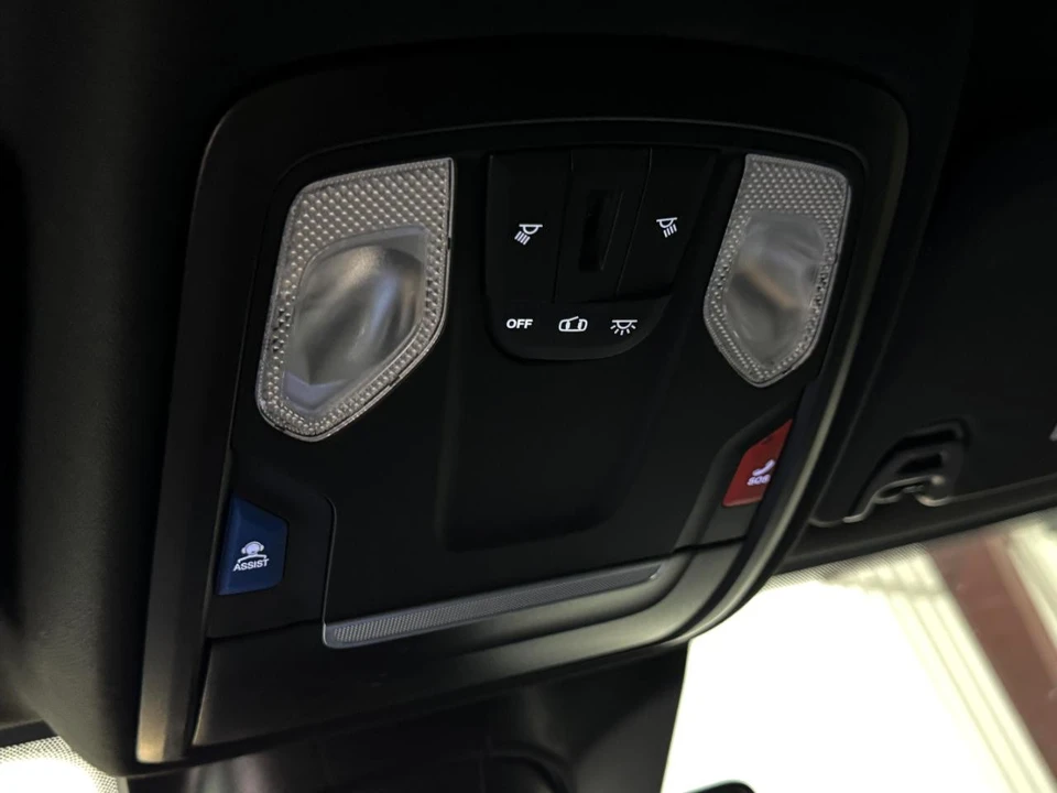 2023 Ram 2500 - Image 9 of 31