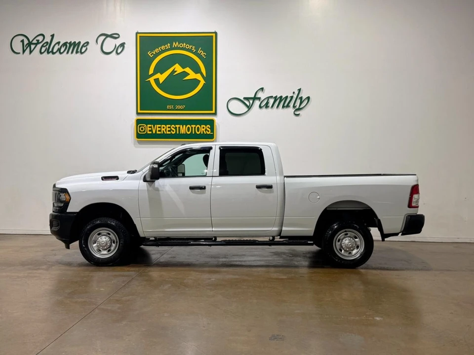 2023 Ram 2500 - Image 5 of 31