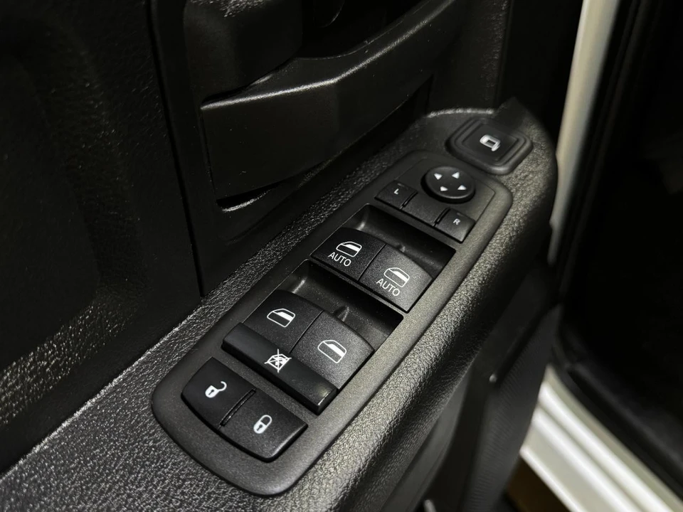 2023 Ram 2500 - Image 31 of 31