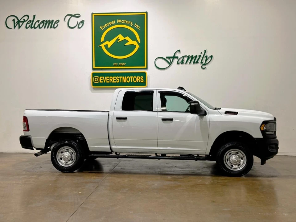 2023 Ram 2500 - Image 9 of 31