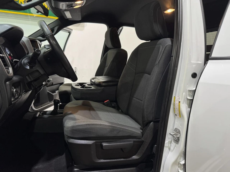 2023 Ram 2500 - Image 14 of 31