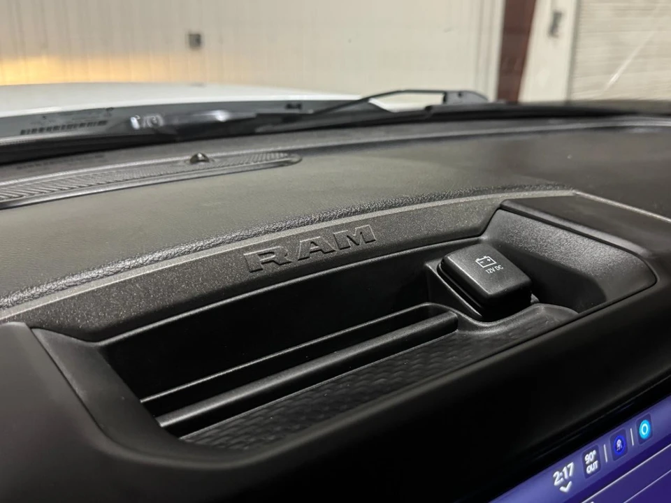 2023 Ram 2500 - Image 29 of 31
