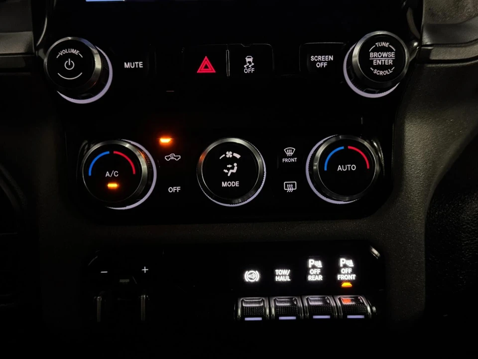 2023 Ram 2500 - Image 27 of 31