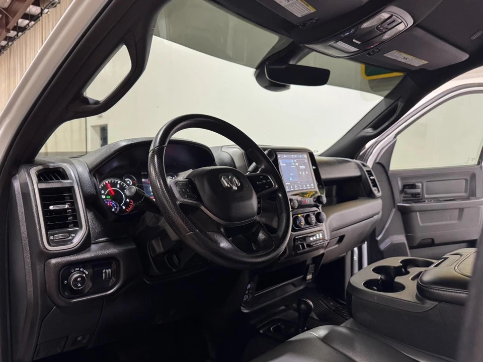2023 Ram 2500 - Image 10 of 31