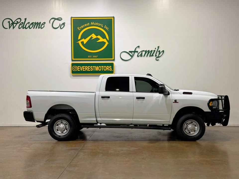 2023 Ram 2500 - Image 9 of 31