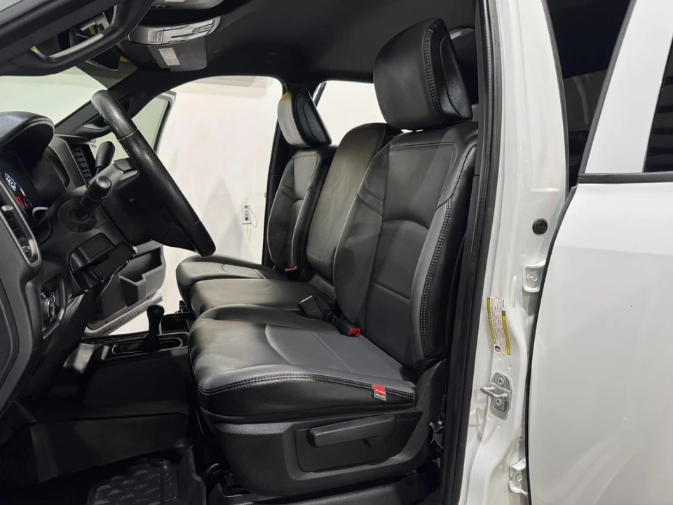 2023 Ram 2500 - Image 14 of 31
