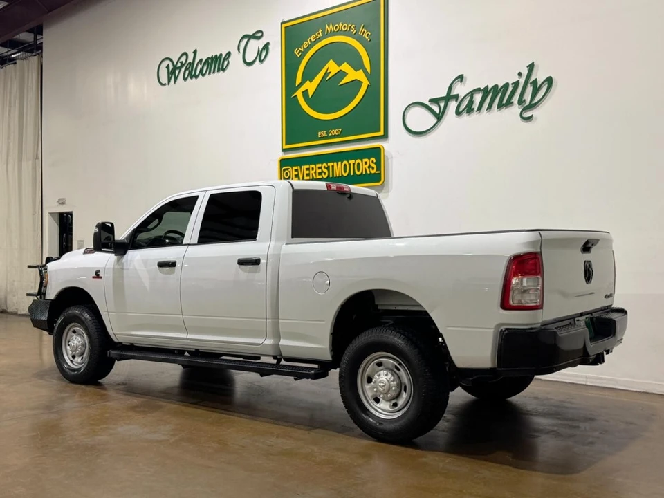 2023 Ram 2500 - Image 6 of 31