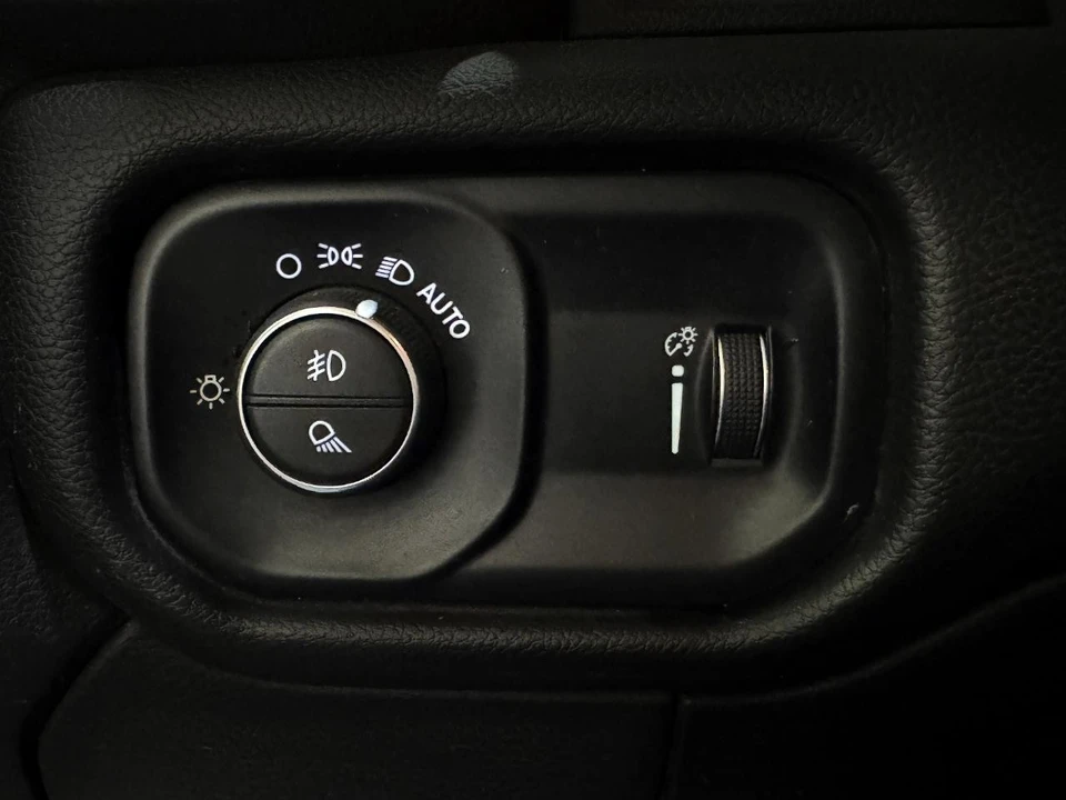 2023 Ram 2500 - Image 13 of 17