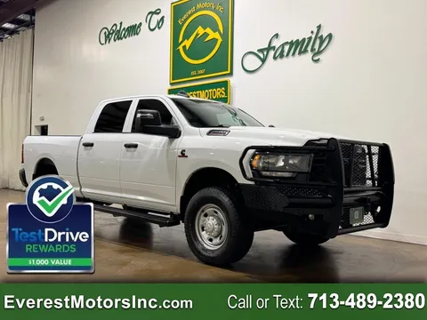 2023 Ram 2500 Tradesman 4x4 Crew Cab