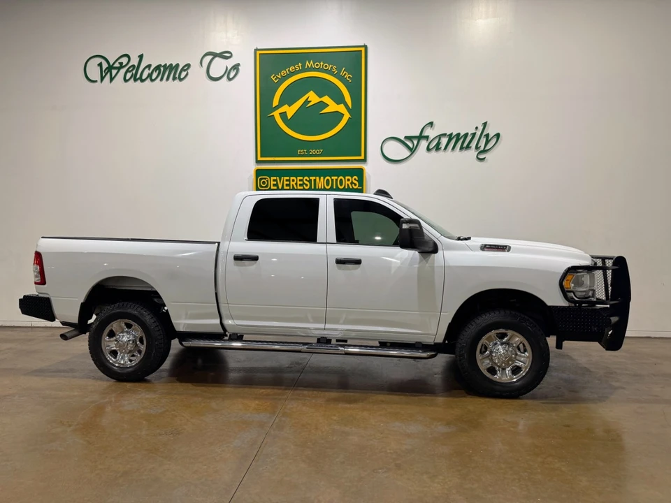 2023 Ram 2500 - Image 9 of 12