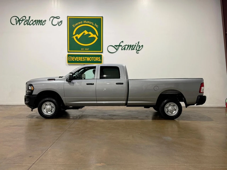 2023 Ram 2500 - Image 5 of 12