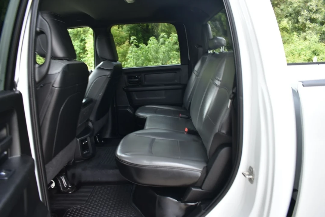 2023 Ram 2500 - Image 10 of 19