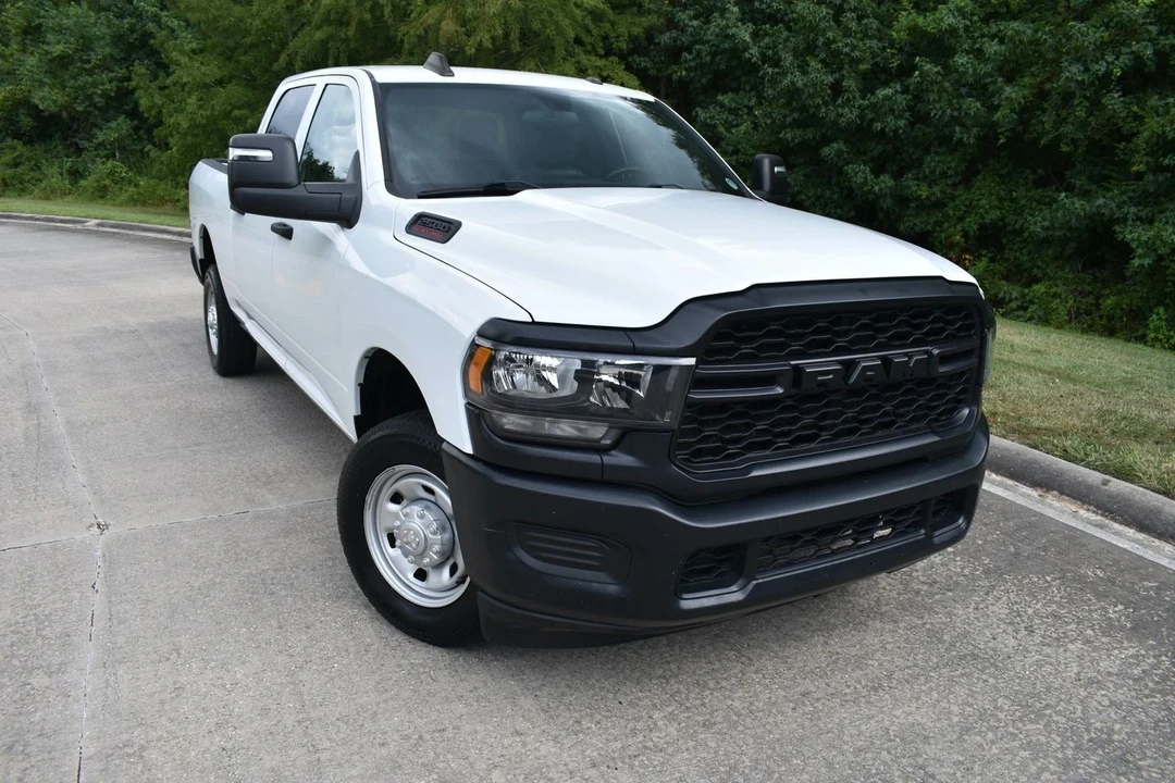2023 Ram 2500 - Image 2 of 19