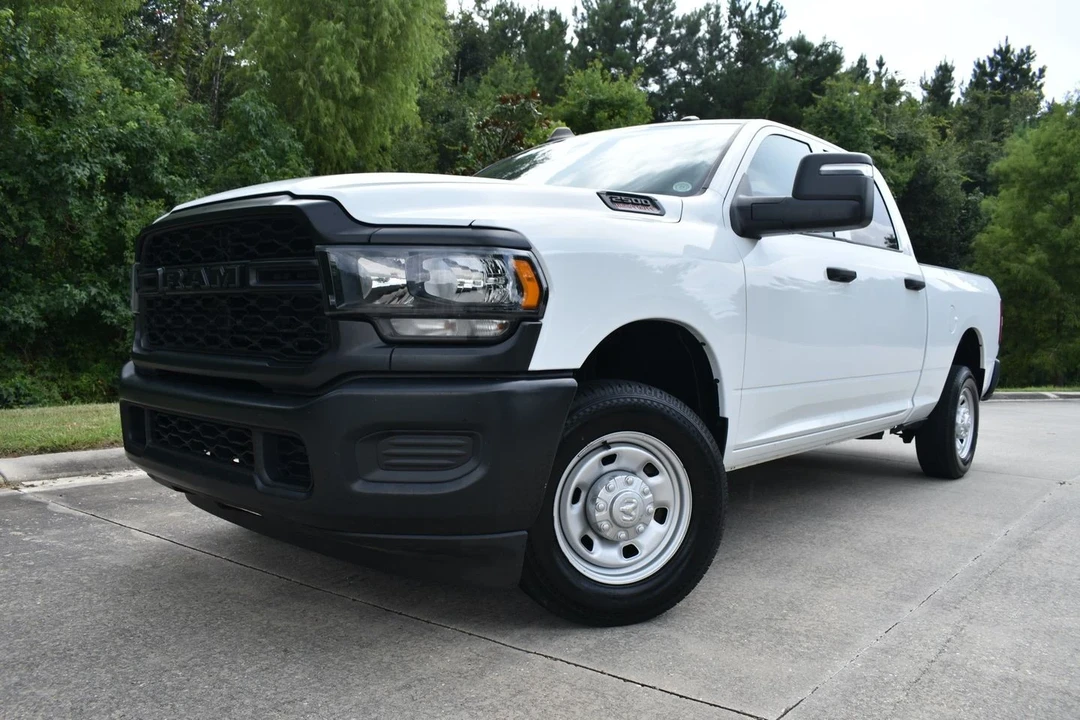 2023 Ram 2500 - Image 5 of 19