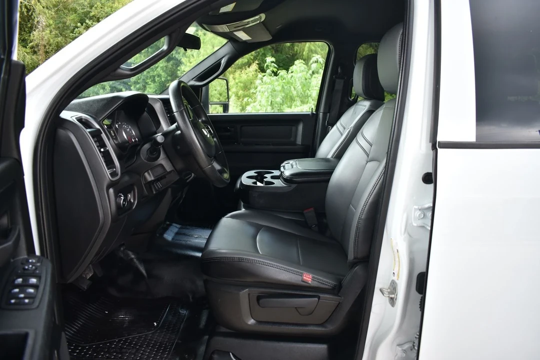 2023 Ram 2500 - Image 9 of 19