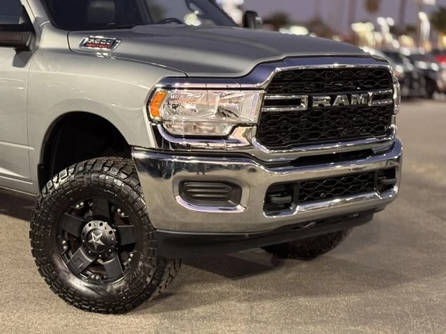 2023 Ram 2500 - Image 3 of 12