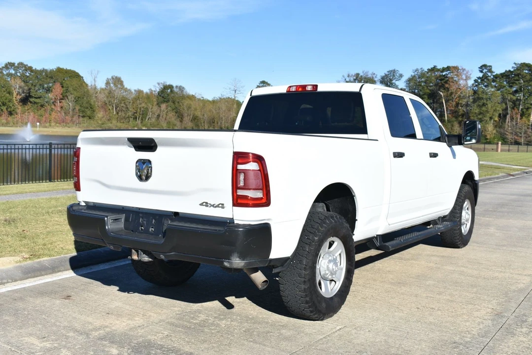 2023 Ram 2500 - Image 4 of 22