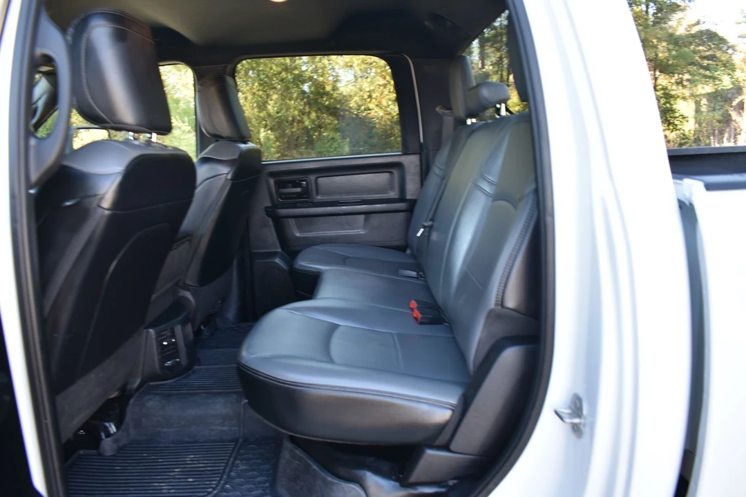 2023 Ram 2500 - Image 11 of 22