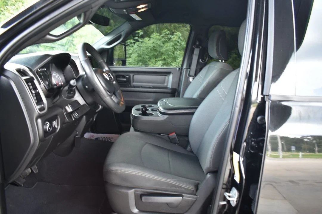 2023 Ram 2500 - Image 10 of 21