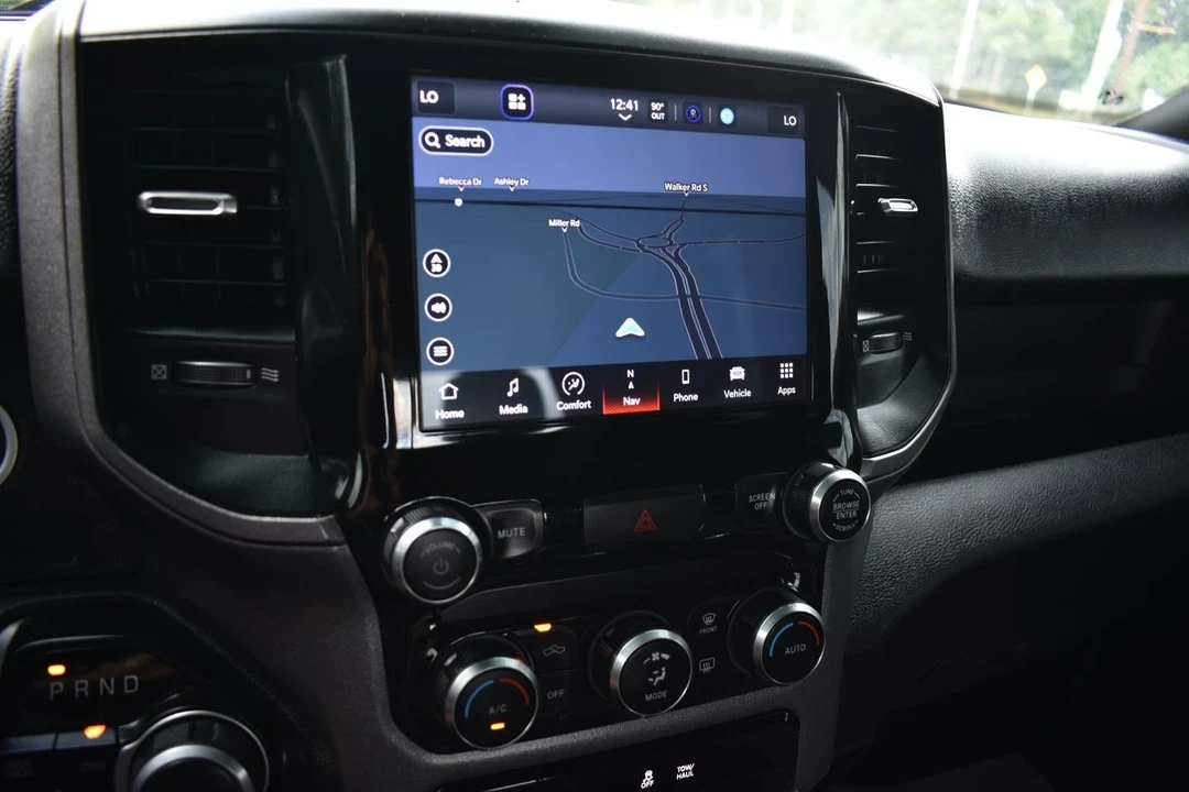 2023 Ram 2500 - Image 12 of 21