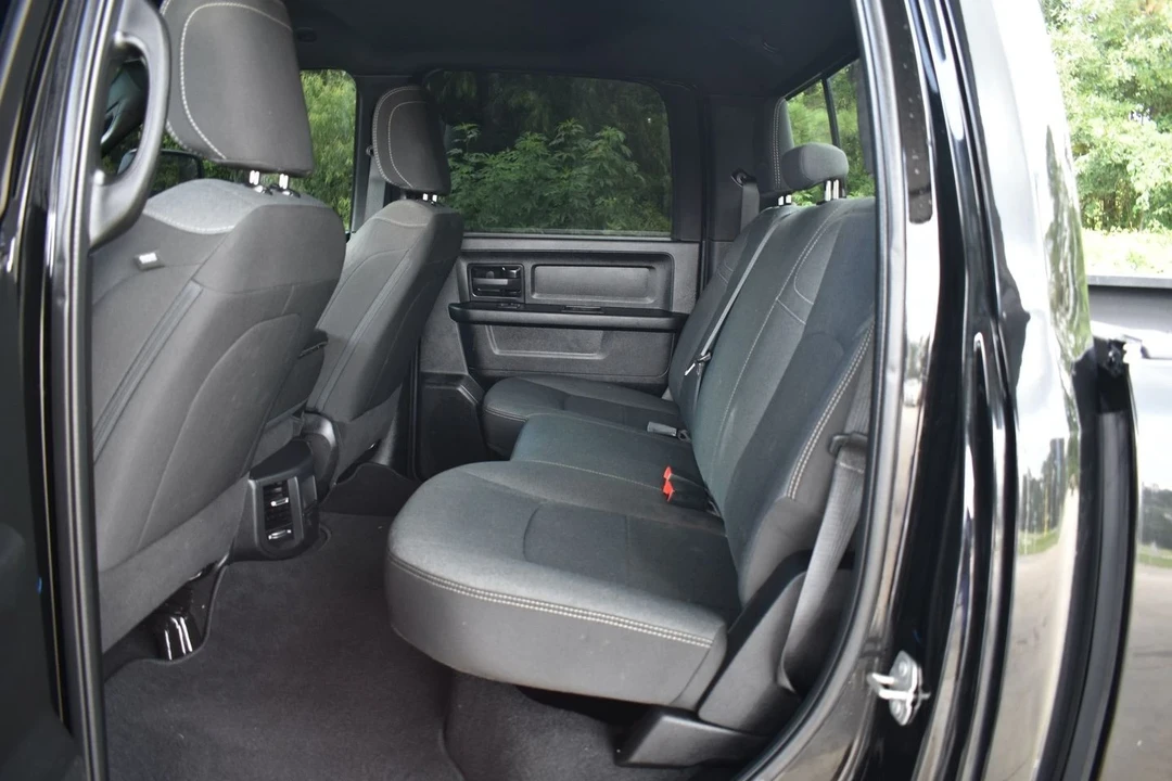 2023 Ram 2500 - Image 11 of 21