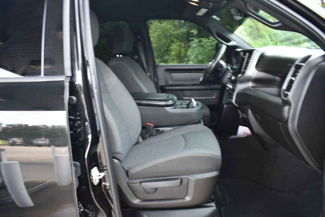 2023 Ram 2500 - Image 16 of 21