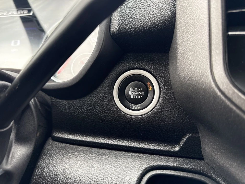 2023 Ram 2500 - Image 19 of 31