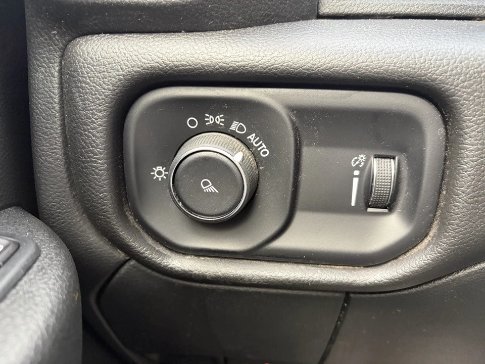 2023 Ram 2500 - Image 12 of 12