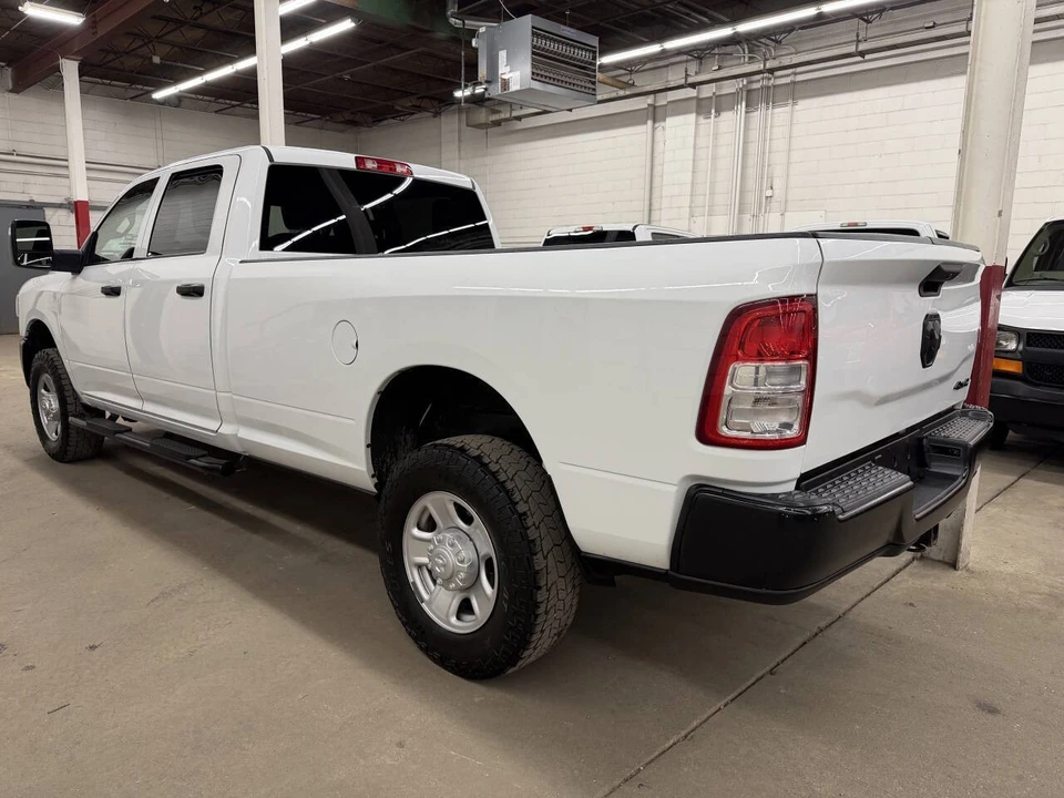 2023 Ram 2500 - Image 4 of 12