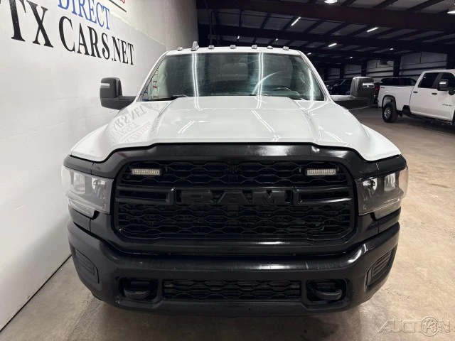 2023 Ram 2500 - Image 12 of 24