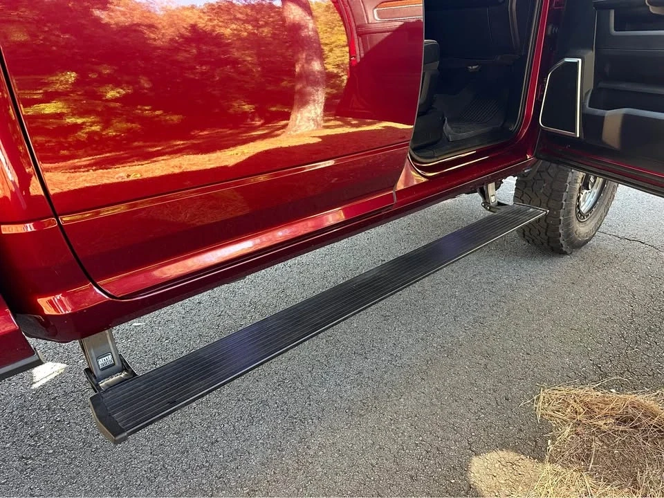 2023 Ram 2500 - Image 8 of 20