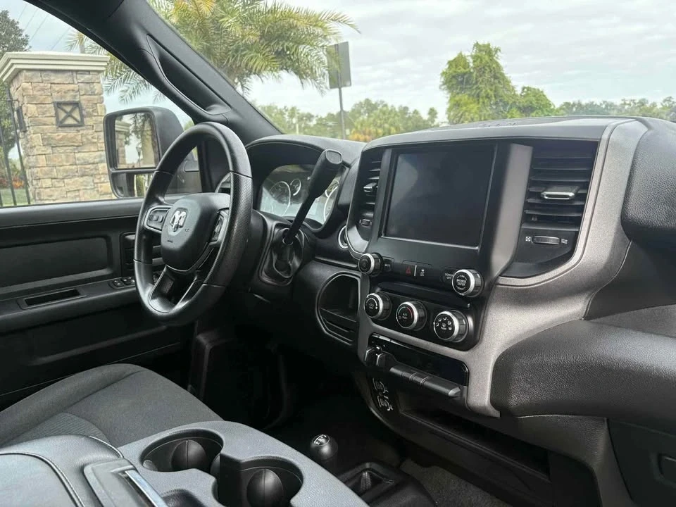 2023 Ram 2500 - Image 5 of 10