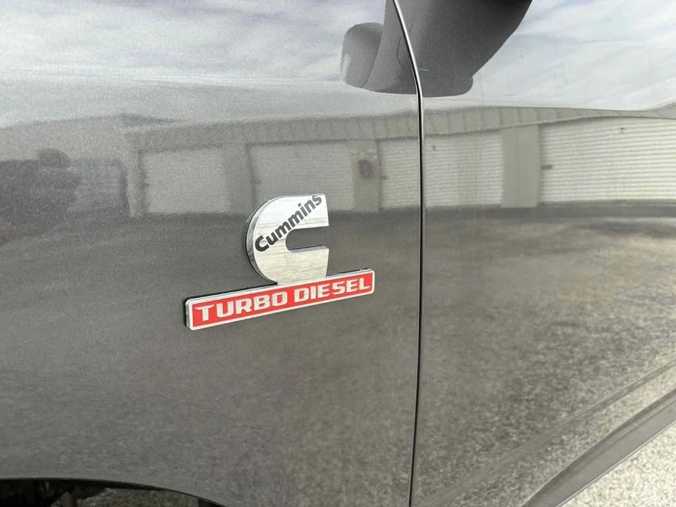 2023 Ram 2500 - Image 8 of 10