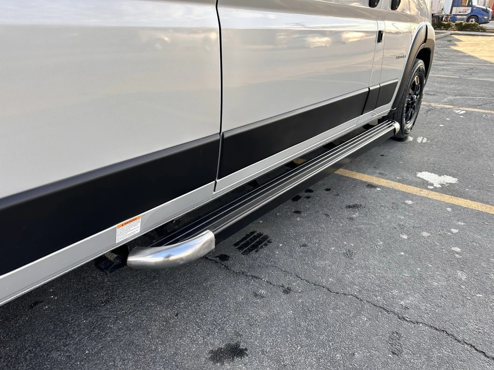 2023 Ram 3500 - Image 31 of 31