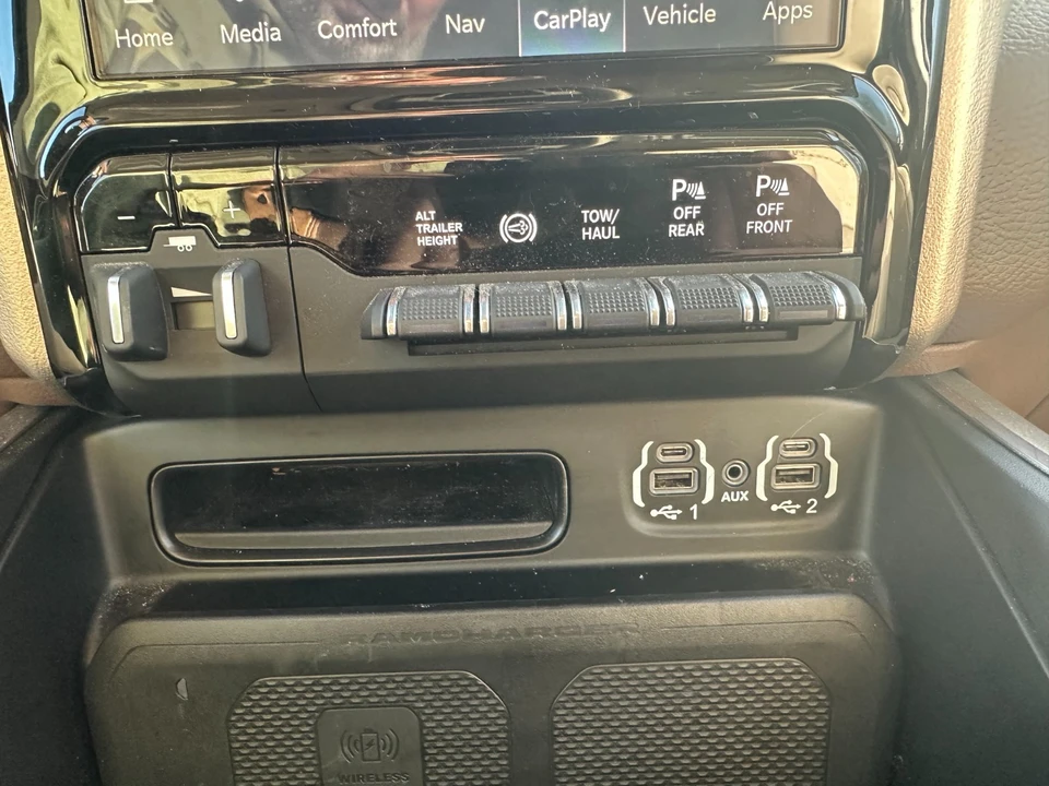 2023 Ram 3500 - Image 11 of 14