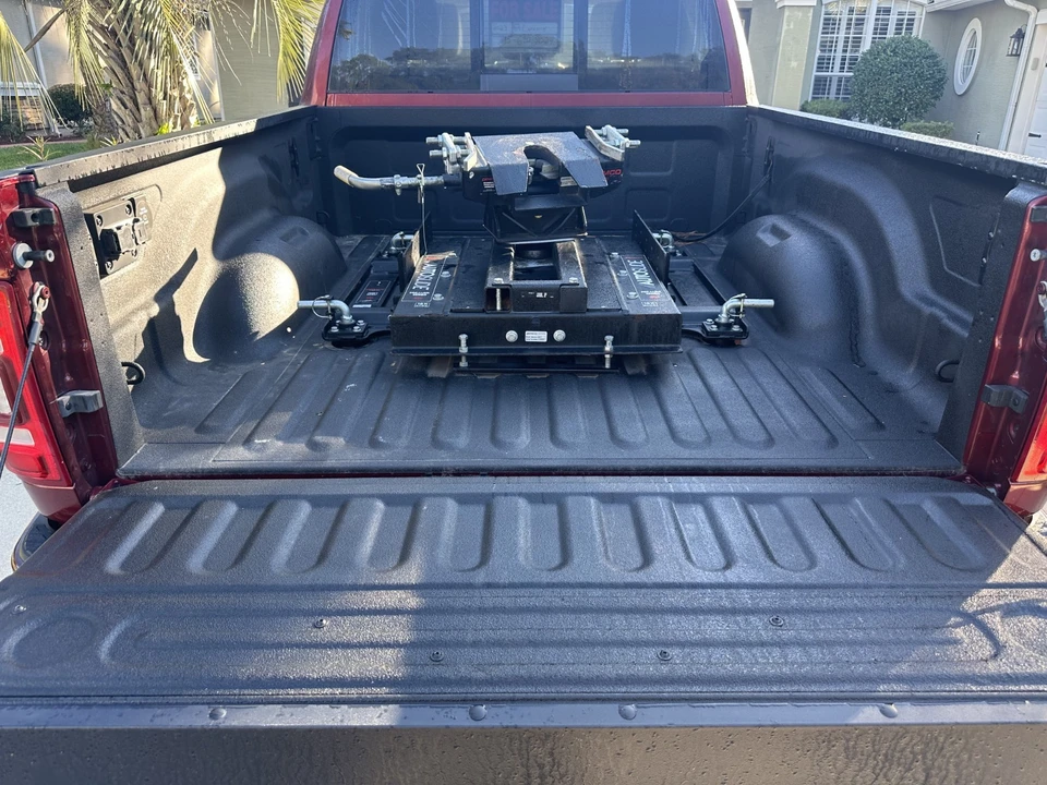 2023 Ram 3500 - Image 13 of 14