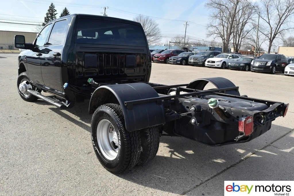 2023 Ram 3500 - Image 6 of 21