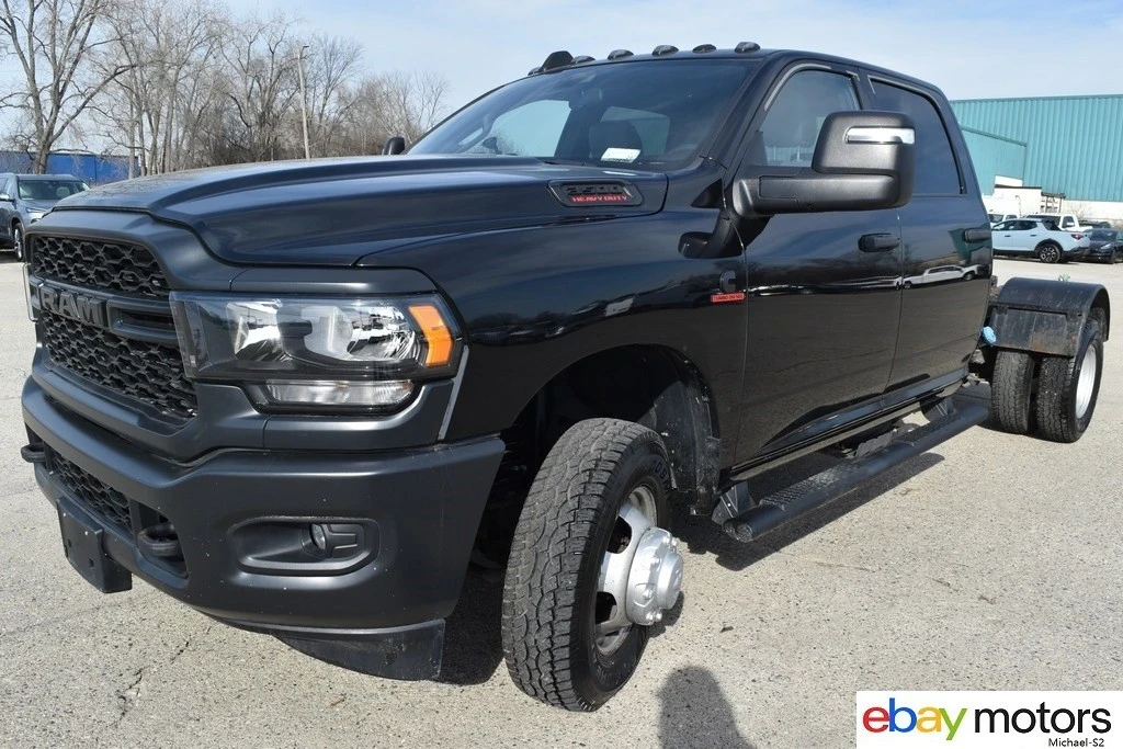 2023 Ram 3500 - Image 8 of 21