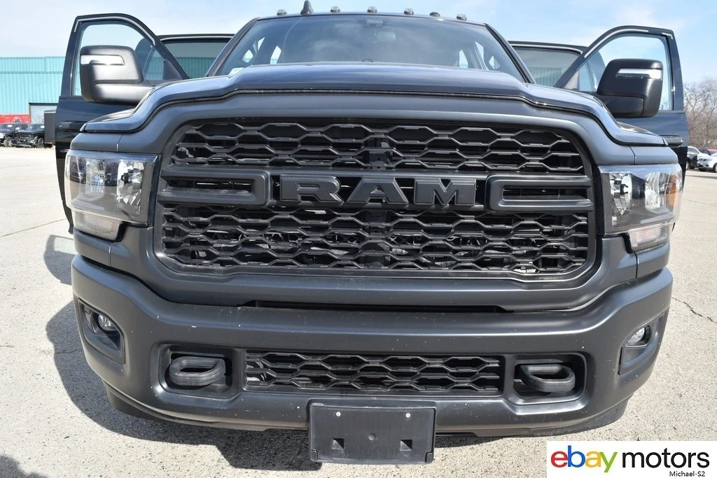 2023 Ram 3500 - Image 18 of 21