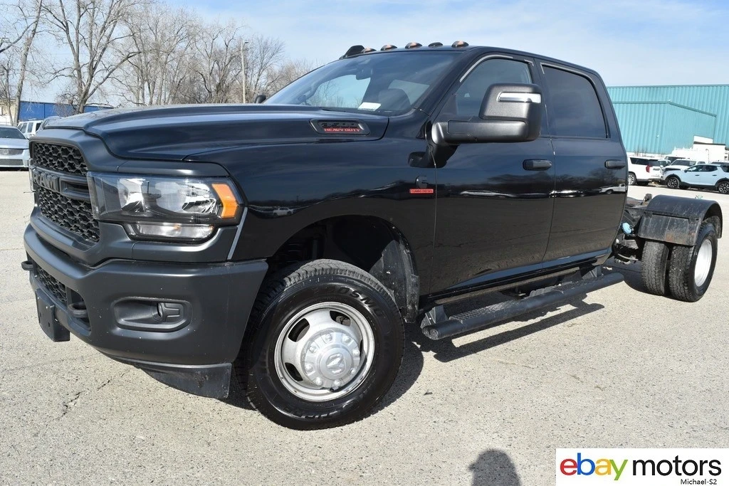 2023 Ram 3500 - Image 20 of 21