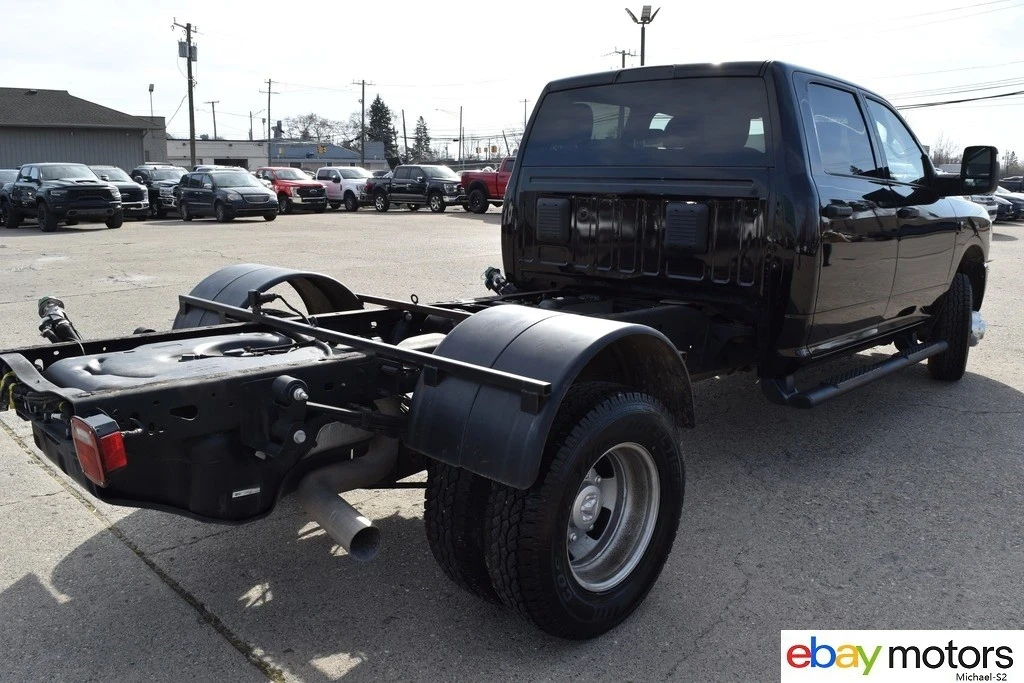 2023 Ram 3500 - Image 5 of 21