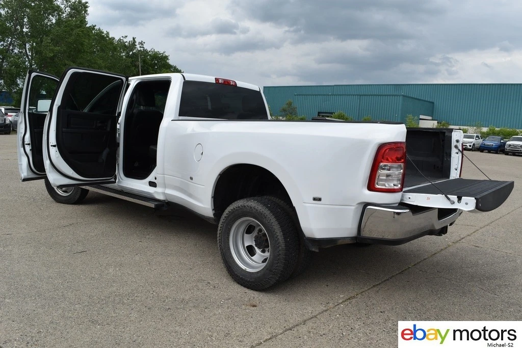 2023 Ram 3500 - Image 18 of 21