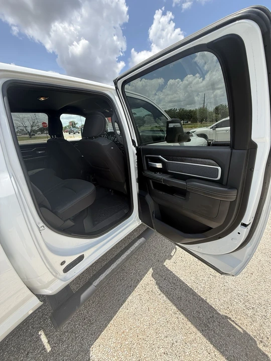 2023 Ram 3500 - Image 7 of 20