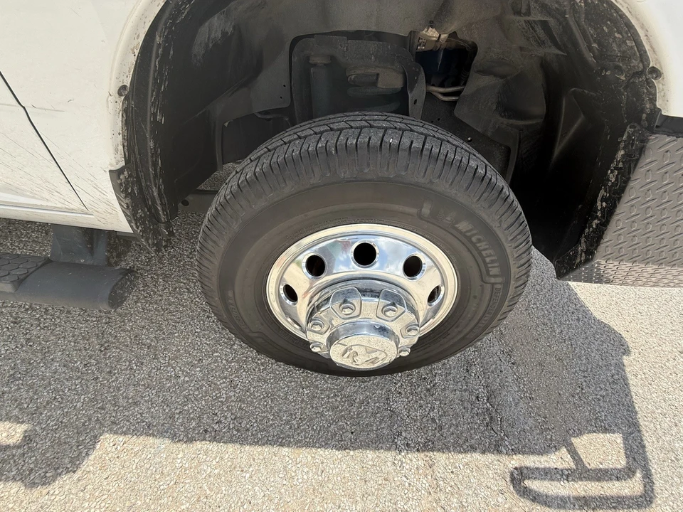 2023 Ram 3500 - Image 8 of 20
