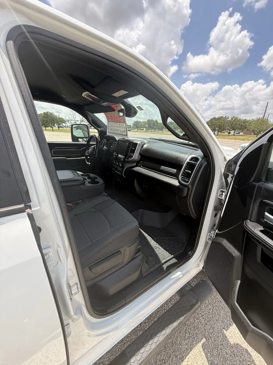 2023 Ram 3500 - Image 9 of 20