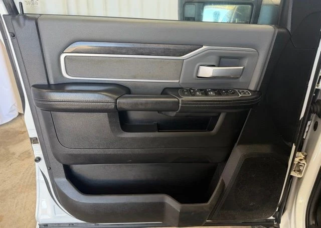 2023 Ram 3500 - Image 11 of 25